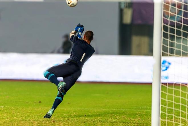 mk体育直播今晚欧联焦点战，勒沃库森强势反弹，悬念犹存，年轻球员得到机会的简单介绍