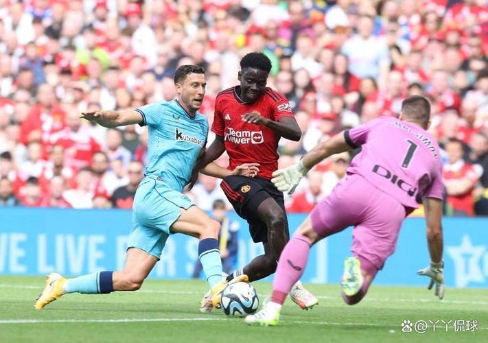 今晚欧联焦点战，勒沃库森强势反弹，悬念犹存，年轻球员得到机会的简单介绍