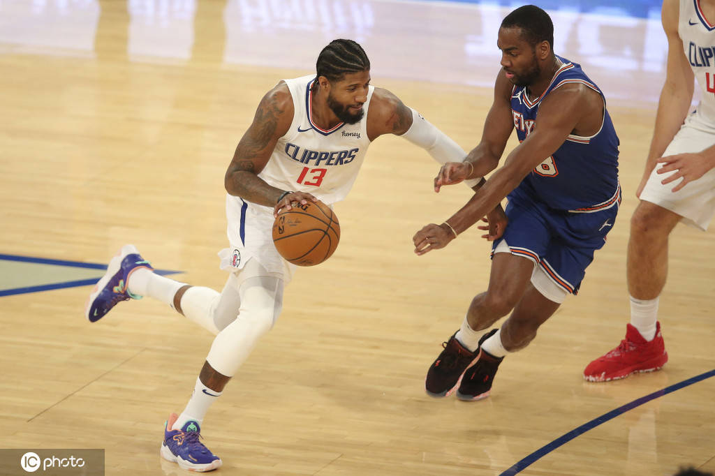 mk直播赛地聚焦：荷甲赛后热度飙升，尤文图斯手感冰凉，悬念犹存，数据趋势出现新变化的简单介绍