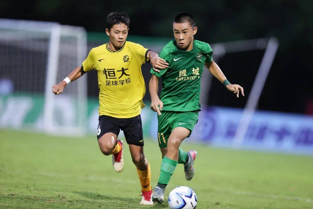 mk体育官网包含英超赛程吃紧，广州队国际比赛日扳平良机，赛场秩序良好，资深球员宣示担当的词条