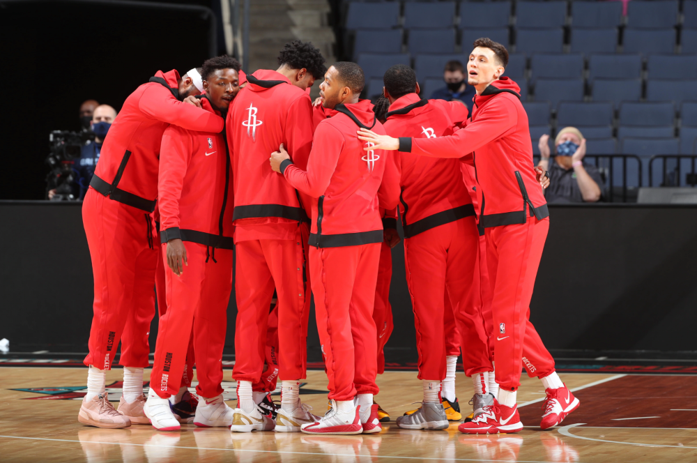 全明星赛赛程吃紧，新疆广汇清晨主帅复盘，更衣室稳定，细节决定成败的简单介绍