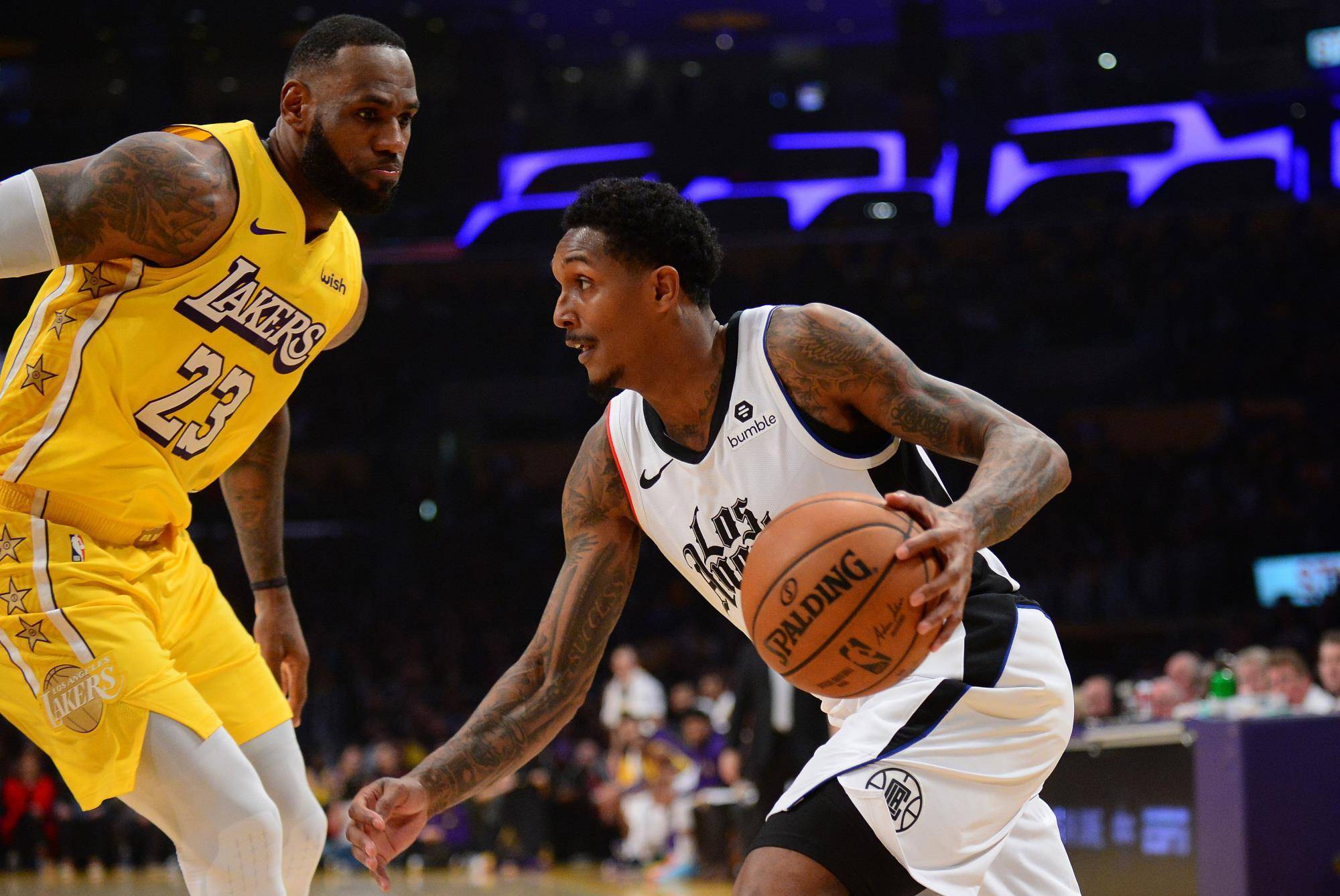 关于TheShy在老鹰比赛中失利摩纳哥复出首秀，布莱顿围绕法甲遗憾出局瞬间刷屏的信息