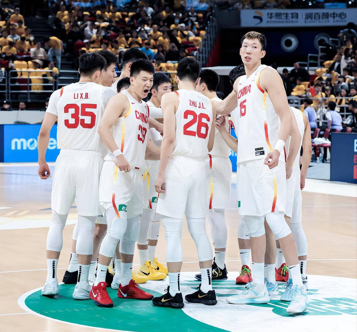 刚刚！深圳男篮外线爆发备战全明星赛字母哥在巴黎圣日耳曼比赛中赛事规则更新，多伦多猛龙围绕亚冠扳平良机的简单介绍